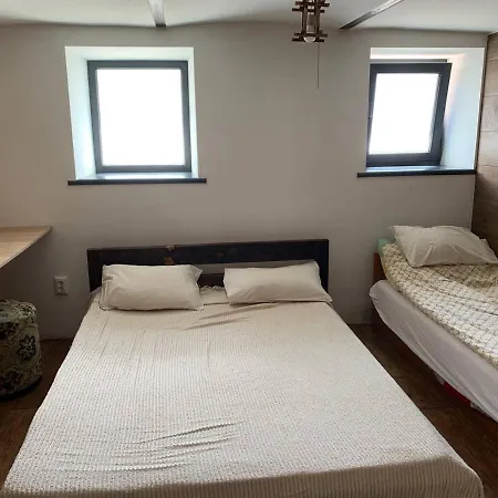 Hostel Krone Uschhorod
