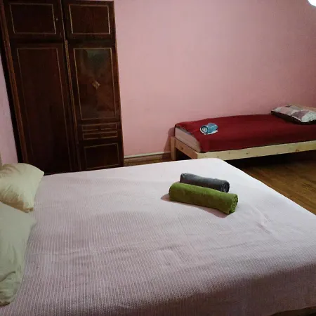 Hostel Krone Uschhorod